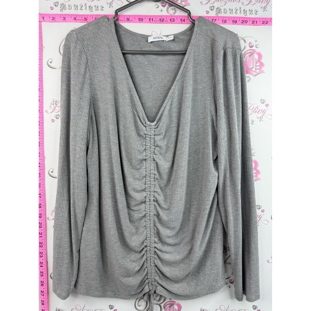 Ricki's long sleeve cinch front detail Gray Ribbed Ruched Long Sleeve Top